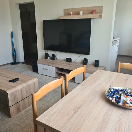 شقة Komárno  في Apartman Valentin المظهر الخارجي الصورة
